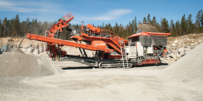 Sandvik Construction to unveil the new UH450E at Steinexpo – the ultimate crushing and screening unit in one 