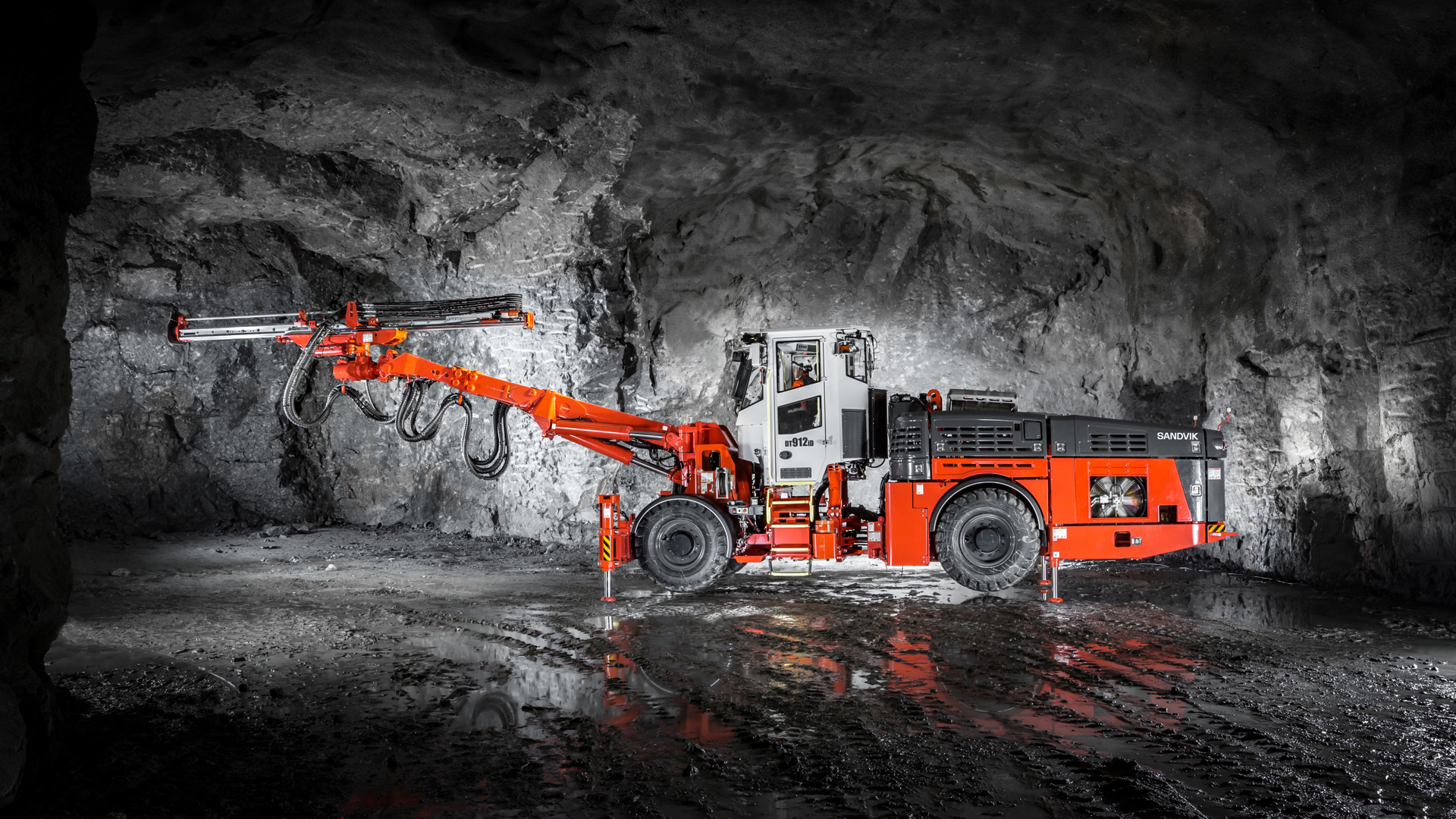 Sandvik DT912D Tunneling Jumbo For Underground Mining